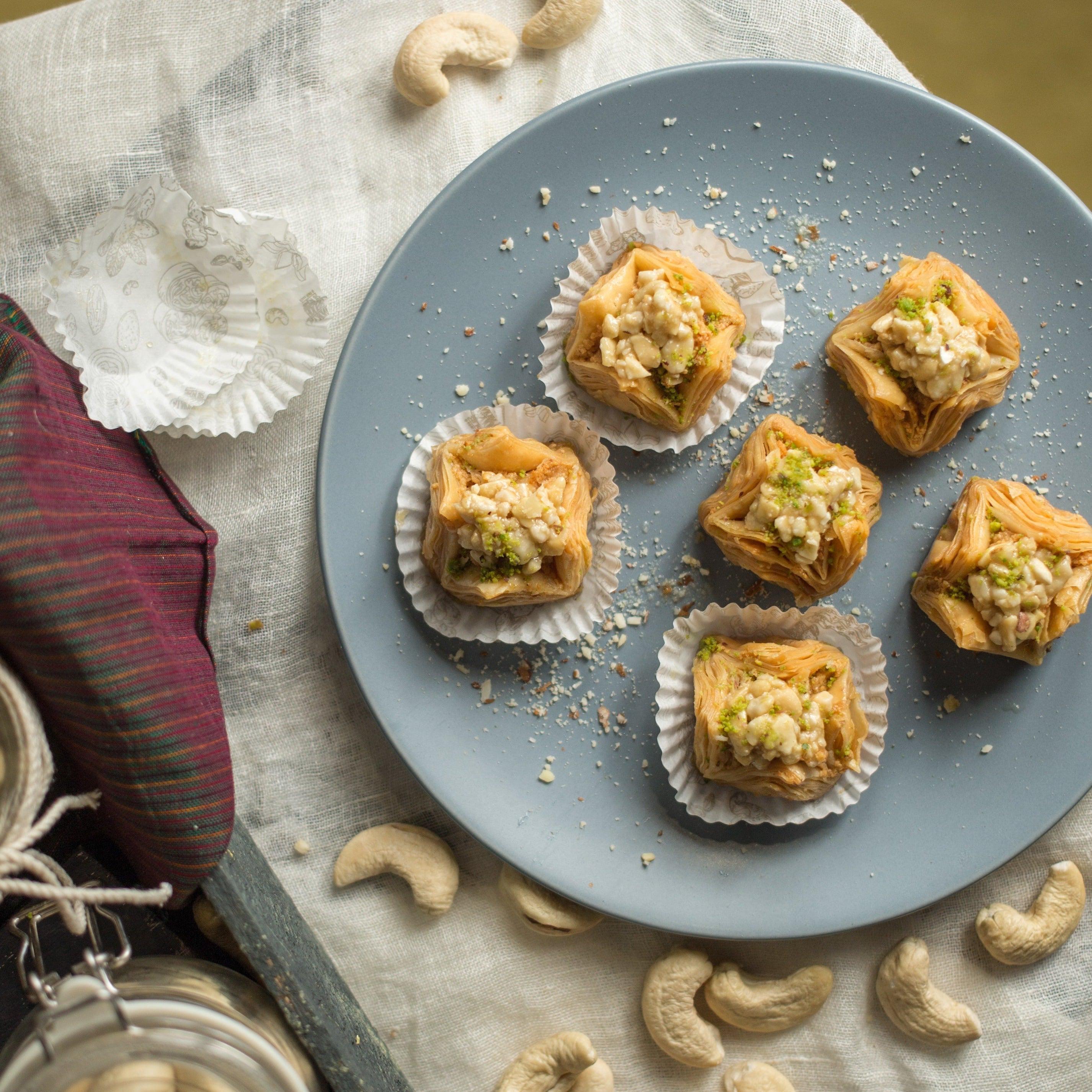 Almond House Cashew Pyramid - Safuron