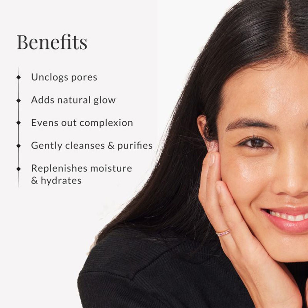 Forest Essentials Delicate Facial Cleanser Mashobra Honey, Lemon & Rosewater Forest Essentials Delicate Facial Cleanser Mashobra Honey, Lemon & Rosewater