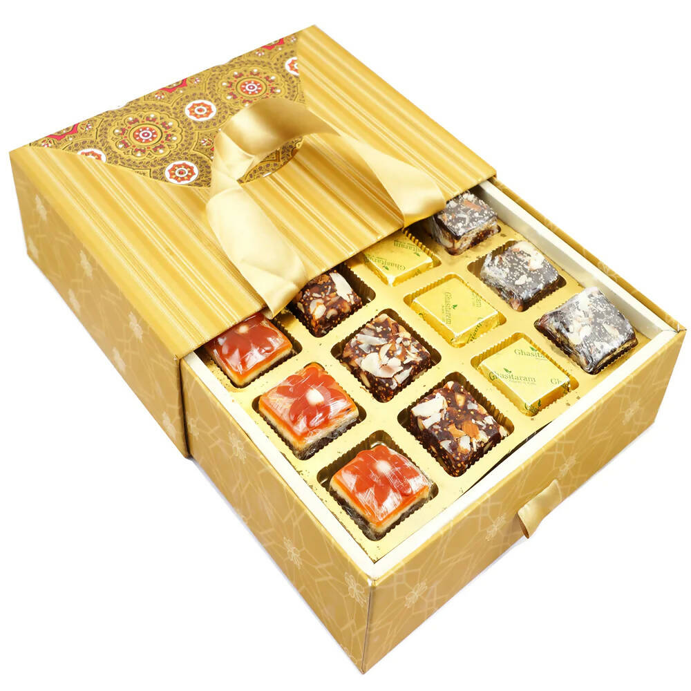 Ghasitaram Bag Box With Assorted Bites - Safuron