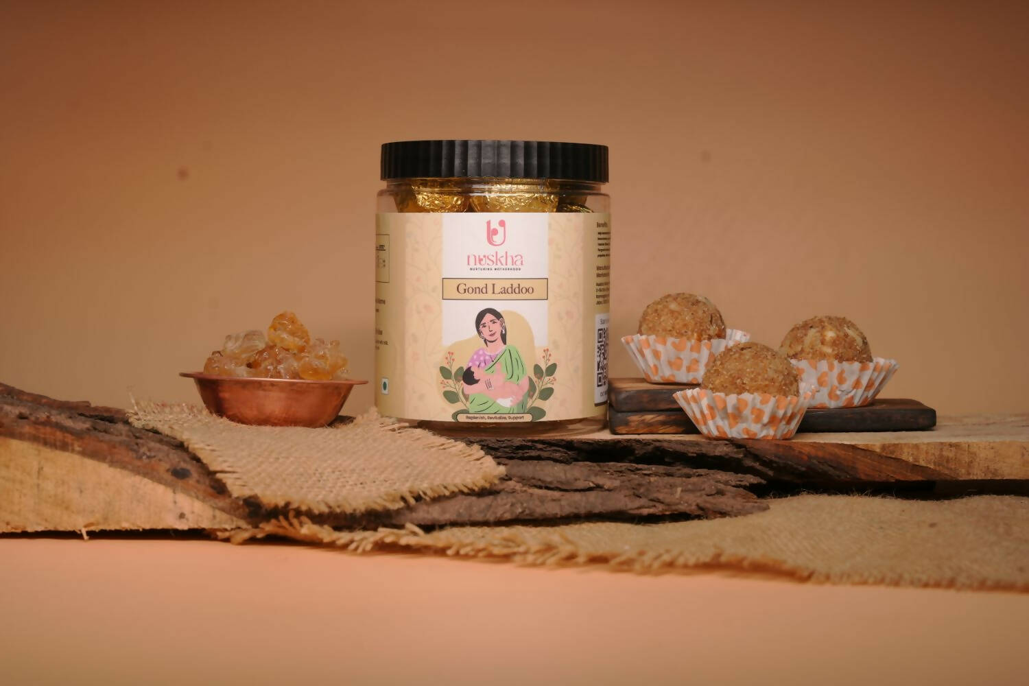 Nuskha Gond Laddoo (Post-Pregnancy) Nuskha