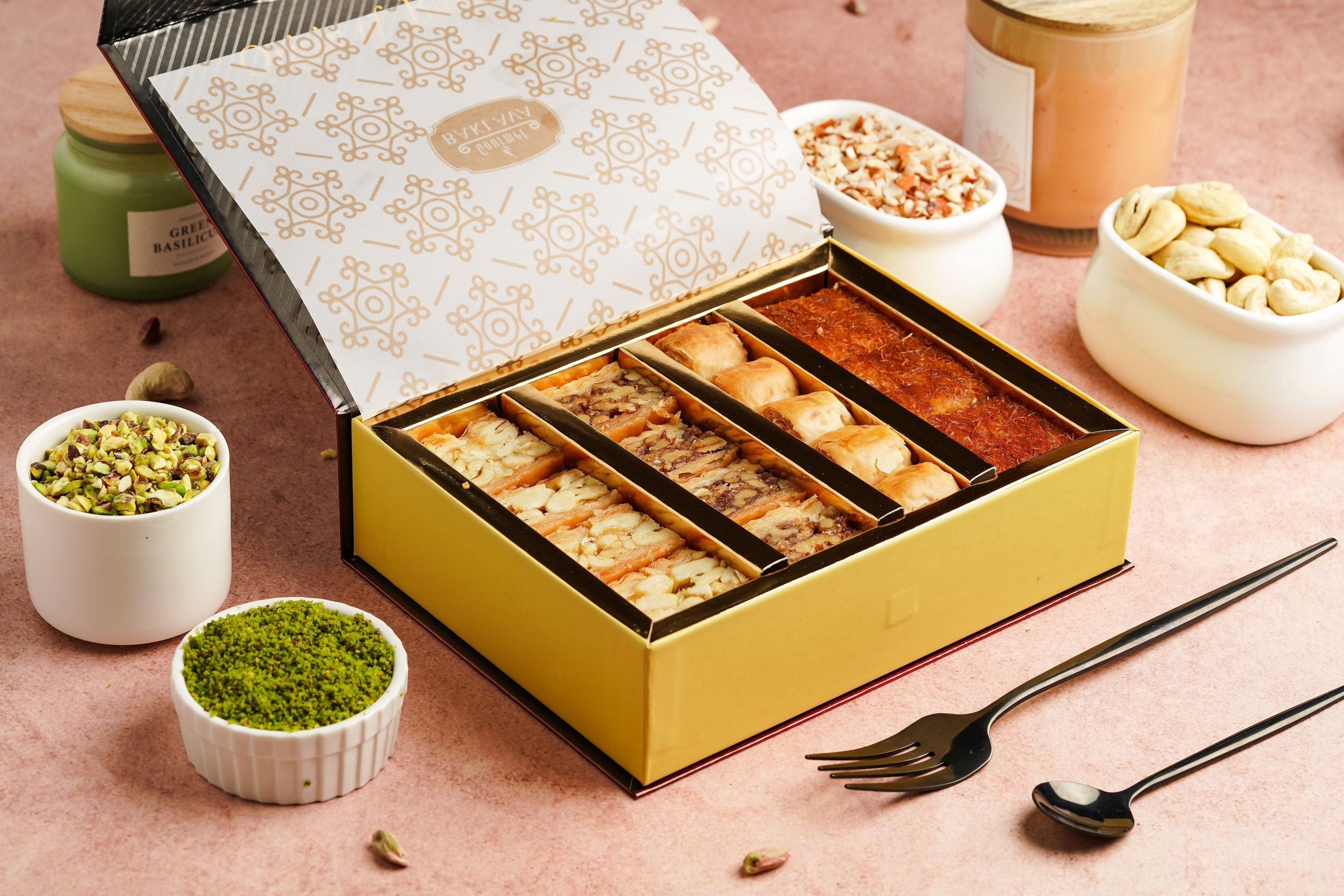 Gourmet Baklava Assorted Baklava Box - Safuron