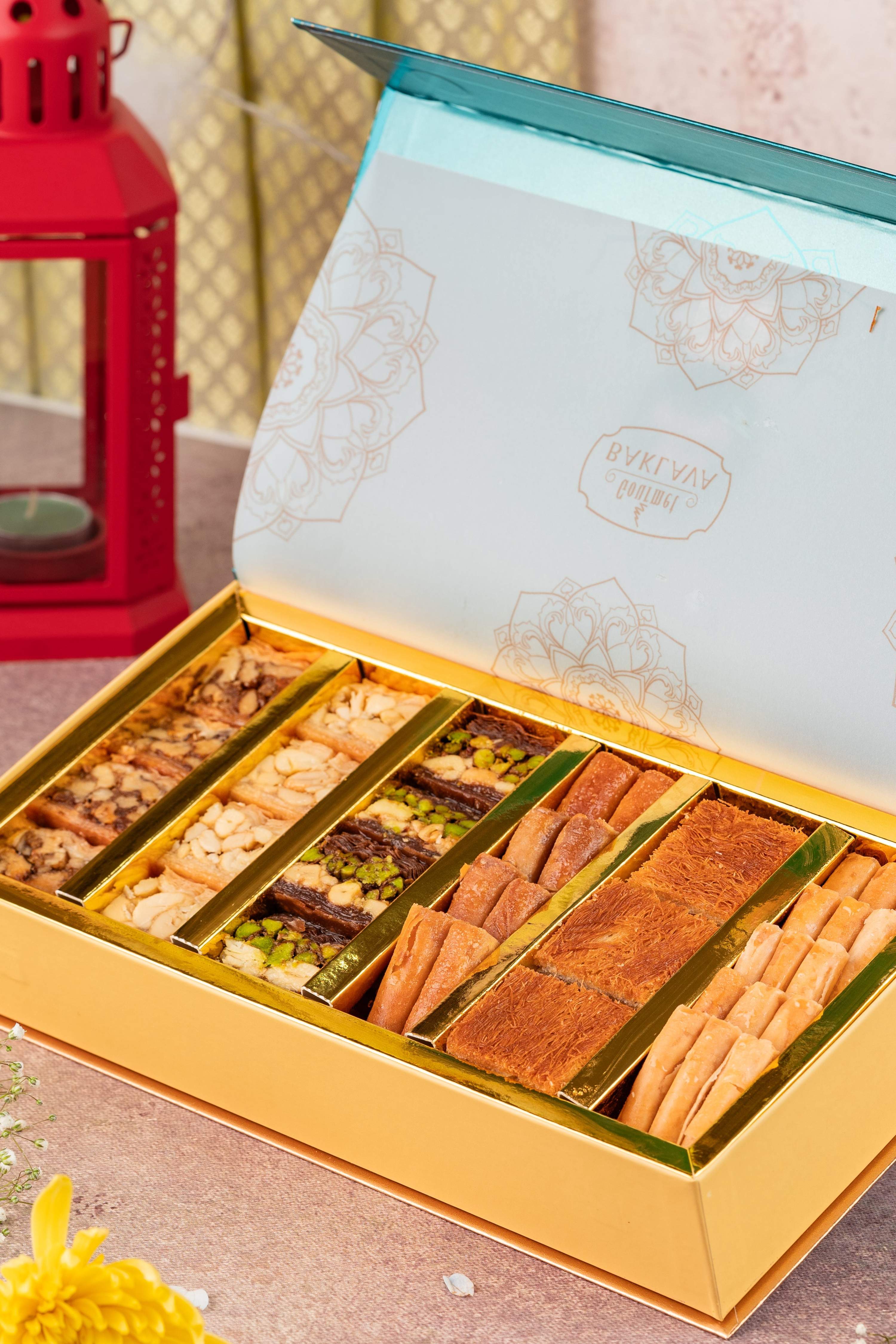 Gourmet Baklava Sparkle Gift Box - Safuron