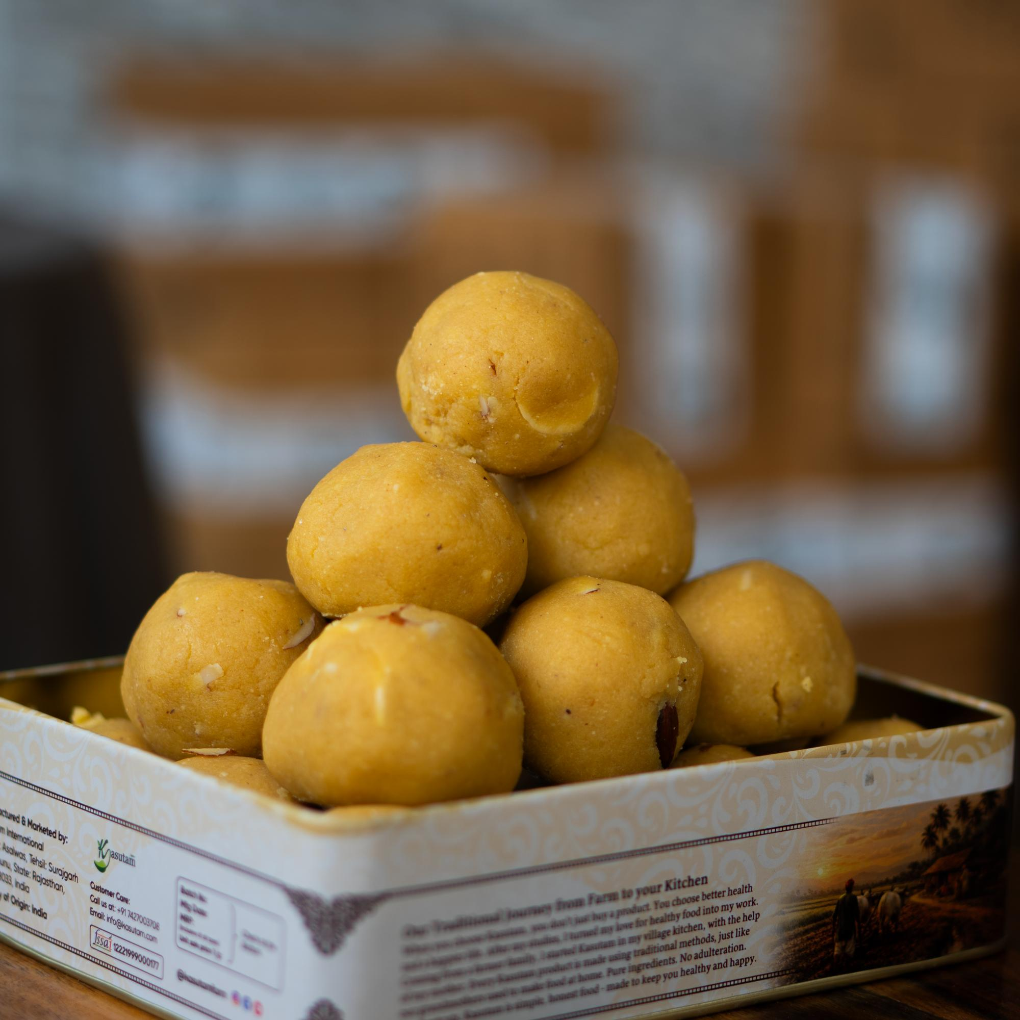 Kasutam Besan Laddu Kasutam