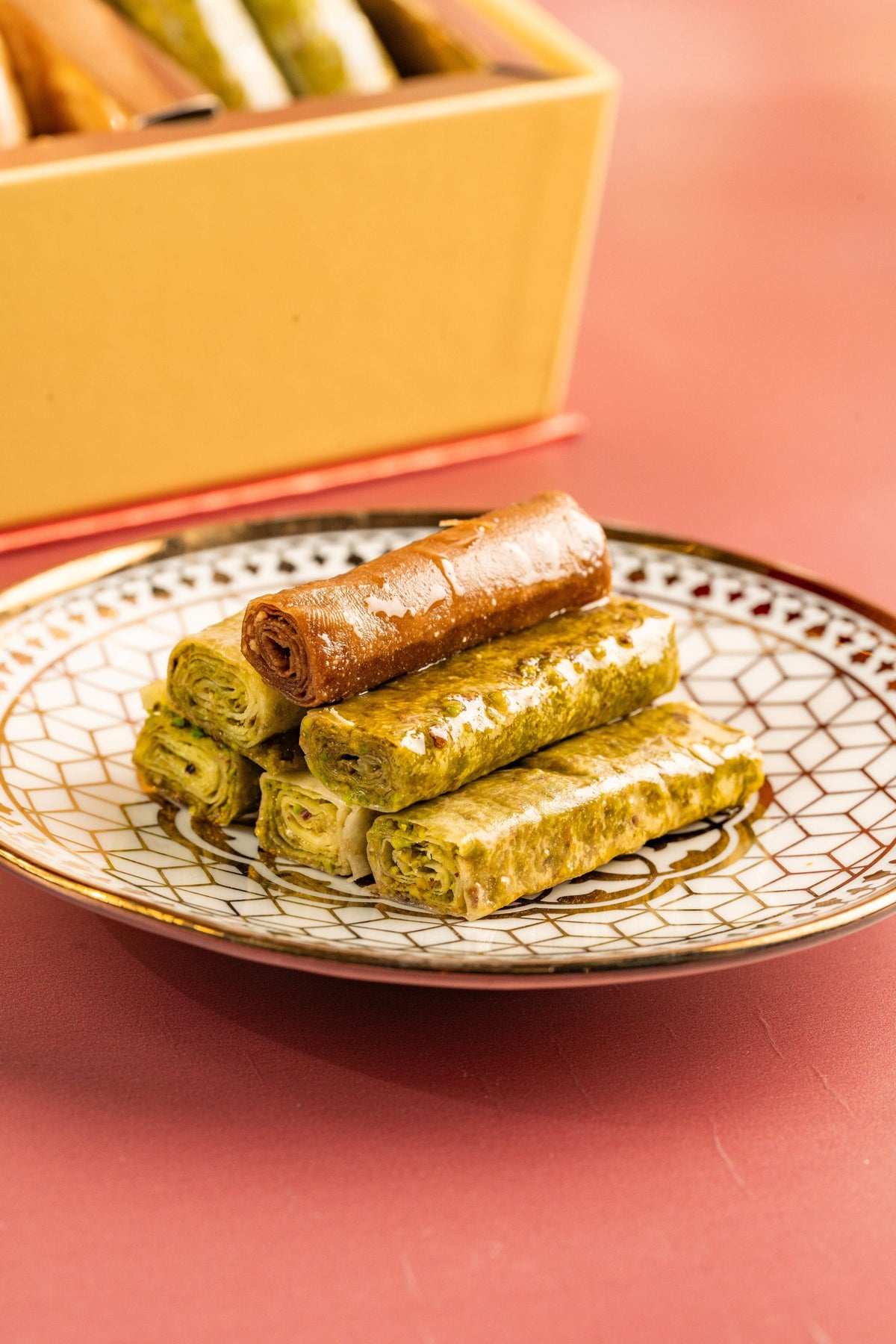 Gourmet Baklava Assorted Lady Finger Baklava - Safuron
