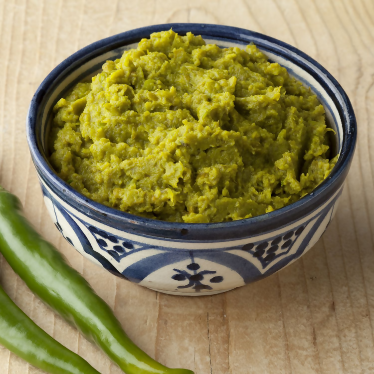 Priya Green Chilli (Sliced) Pickle Without Garlic Priya