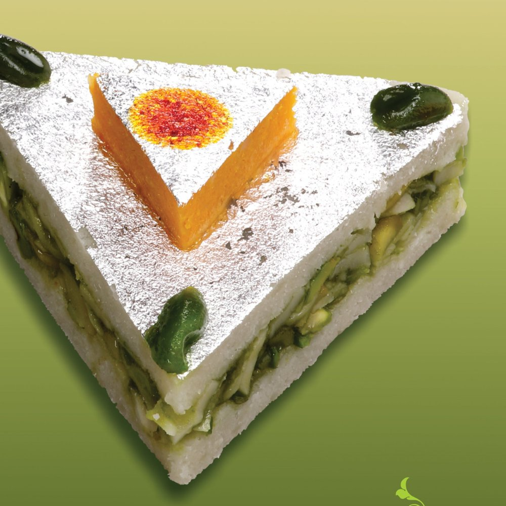 Agra Sweets Banjara Kaju Gulkand Trivini - Dista
