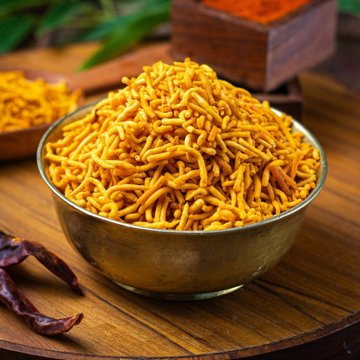 Patilkaki Garlic Sev - Safuron