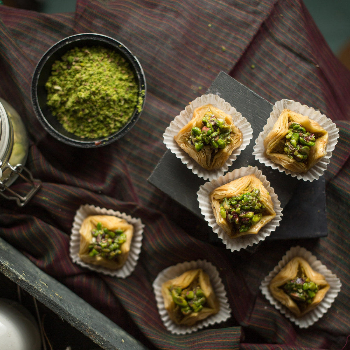 Almond House Pistachio Pyramid - Safuron