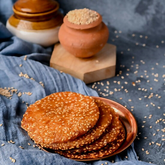 Vellanki Foods Ariselu (Oil) | Andhra Style Sweet Ariselu | Authentic South Indian Sweets Vellanki Foods