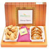 Ghasitaram Assorted Box of Gujiyas, Farsan Samosa and Thandai - Safuron