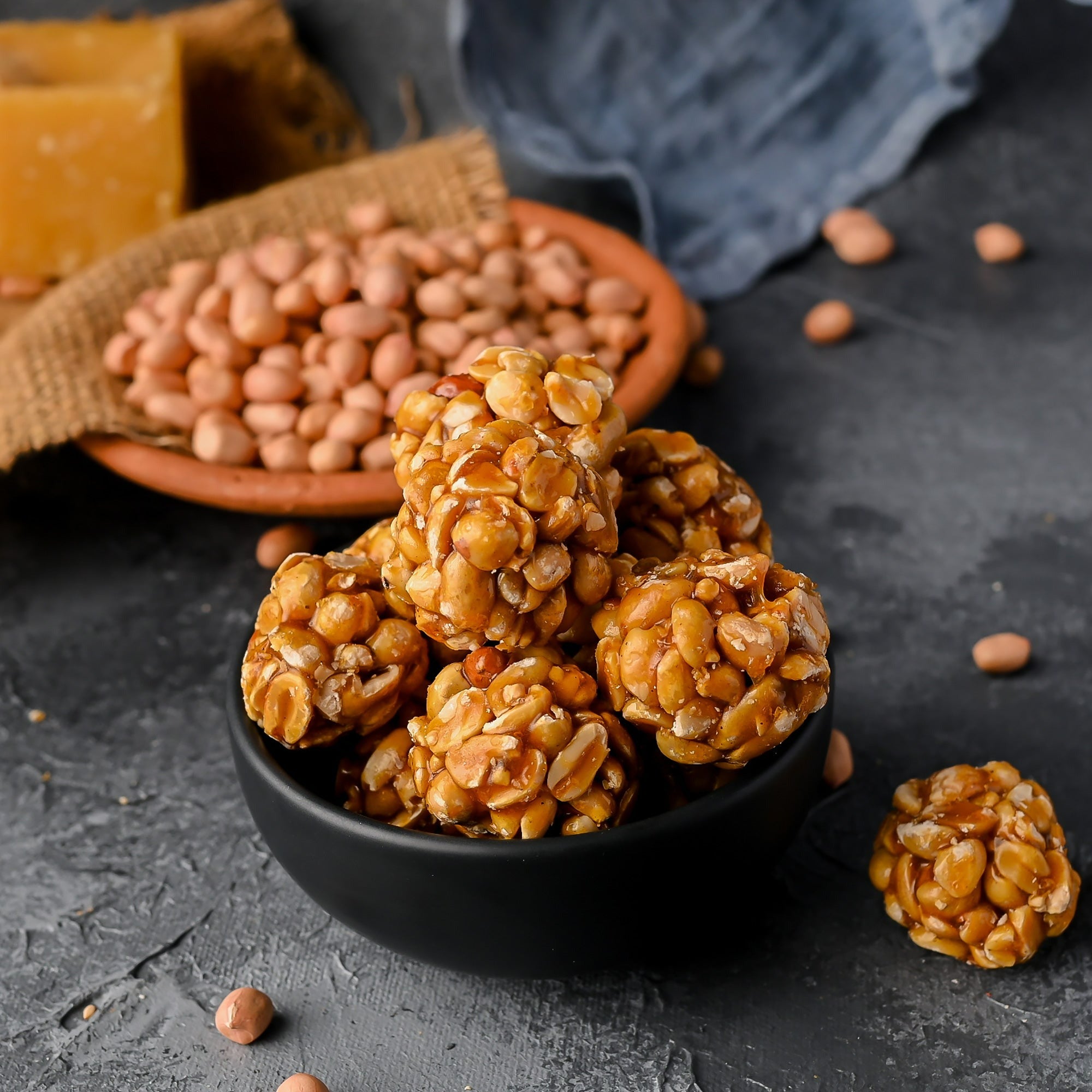 Vellanki Foods - Groundnut Laddu / Chikki Vundalu Vellanki Foods