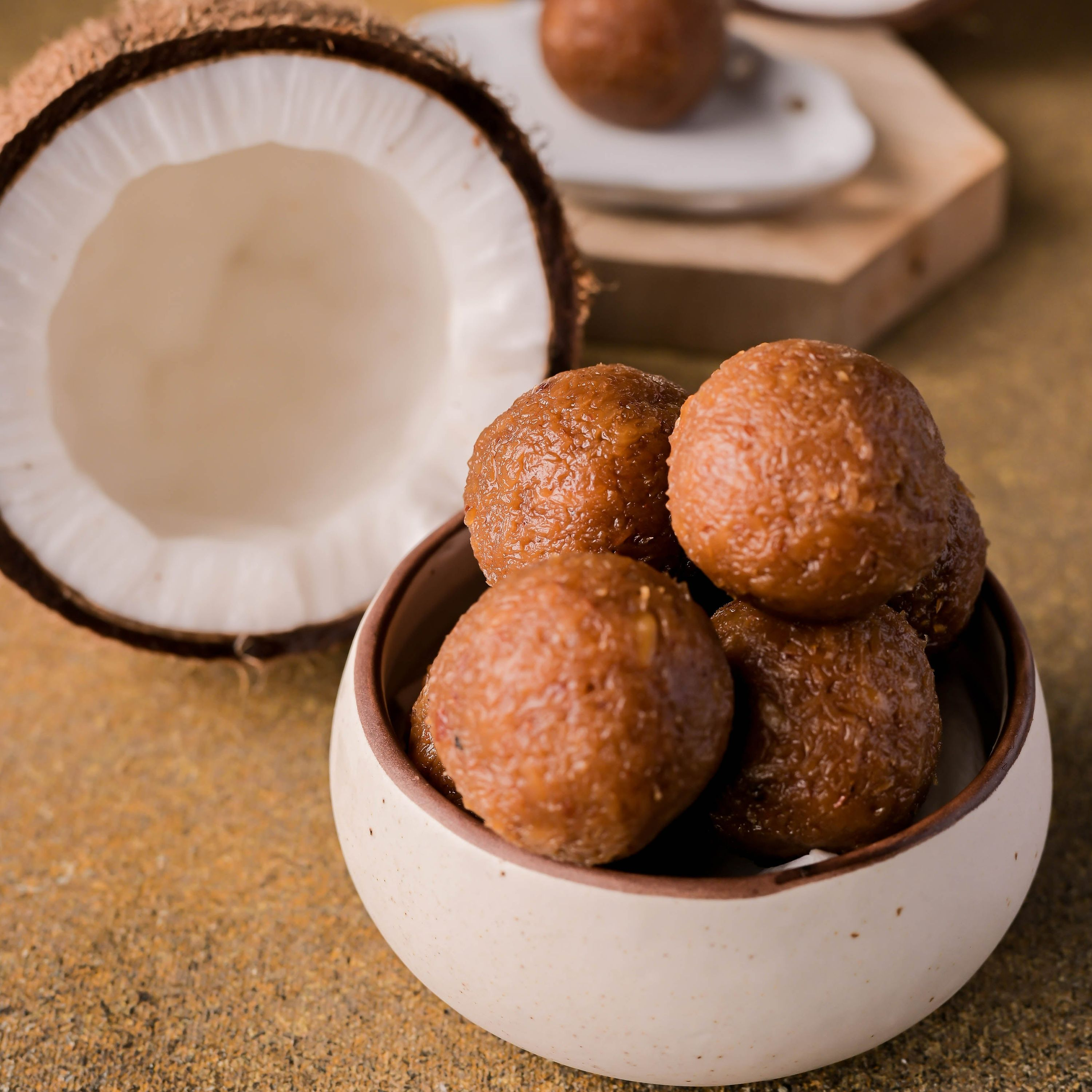 Vellanki Foods - Coconut Laddu / Kobbari Vundalu Vellanki Foods