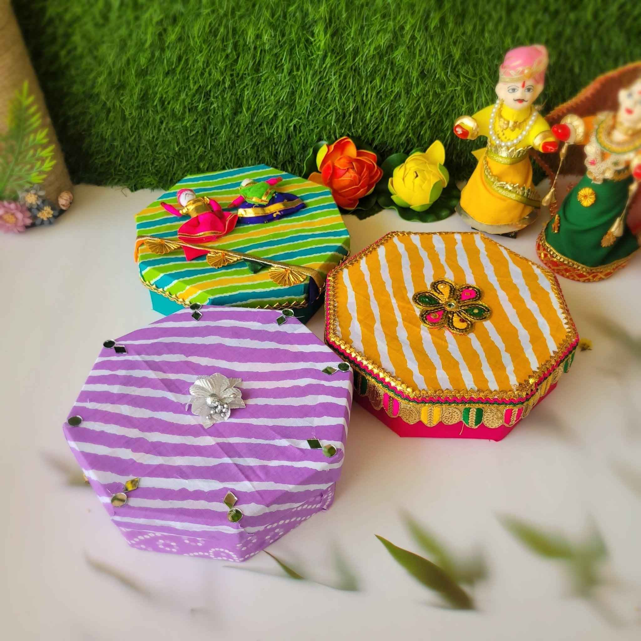 SweeDesi Ghewar Hamper 2 SweeDesi