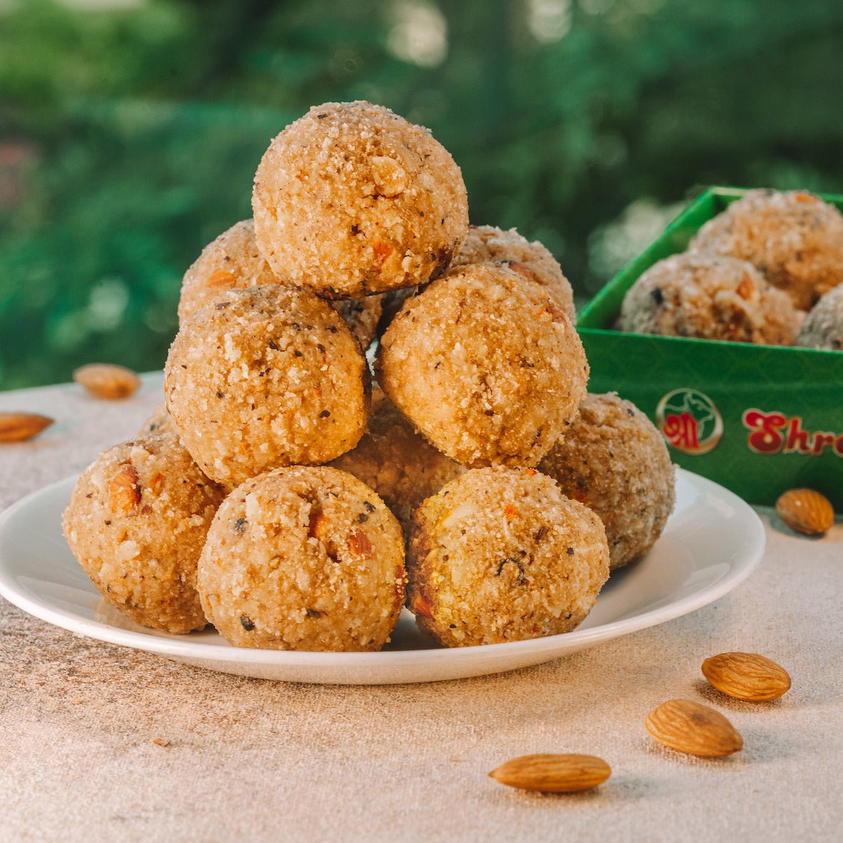 Shree Mithai Gundh Ladoo - Safuron