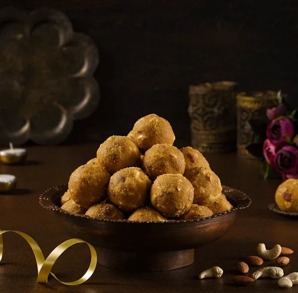 Meethi Besan Laddoo - Safuron
