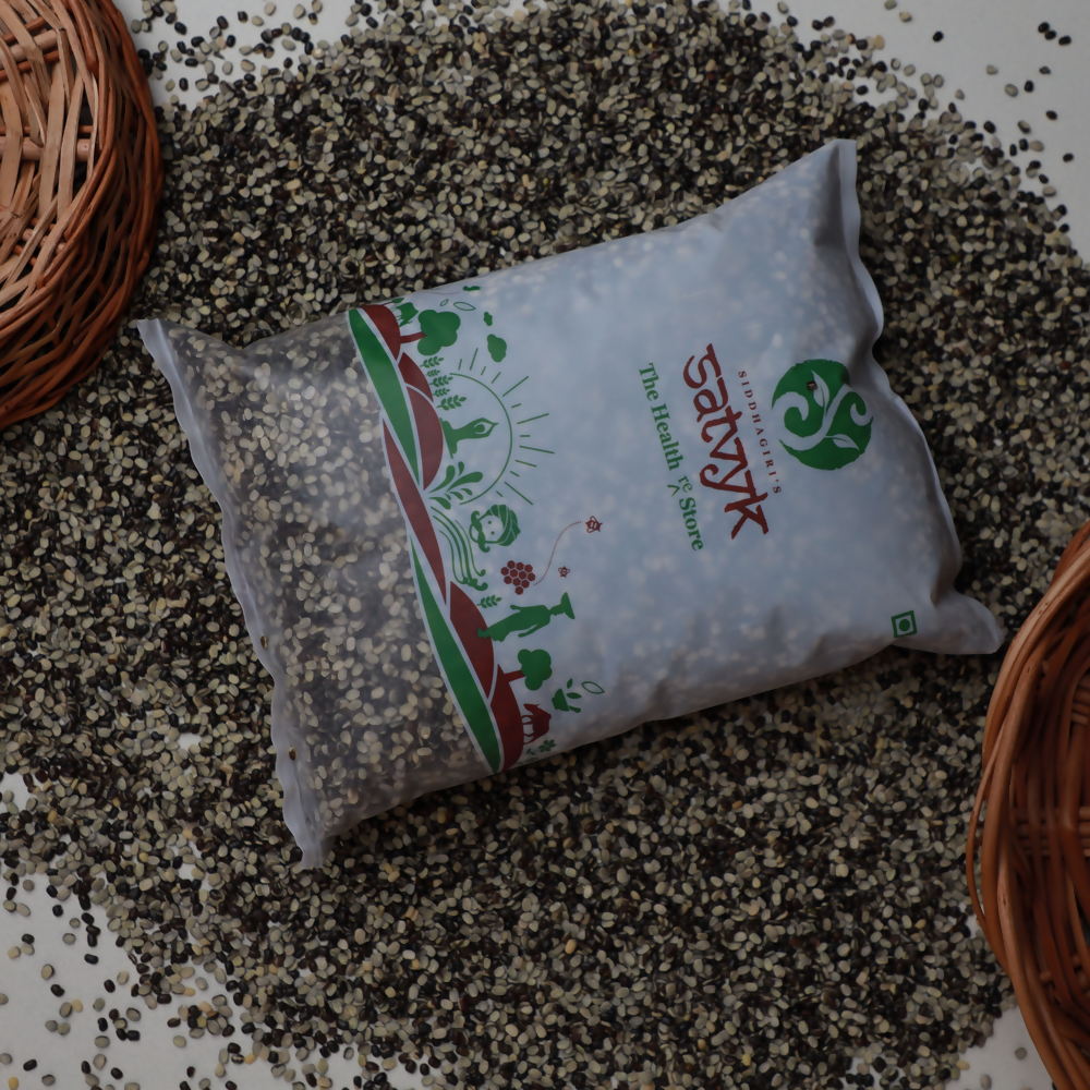 Siddhagiri's Satvyk Urad Dal Chilka - Split with Skin Siddhagiri's Satvyk