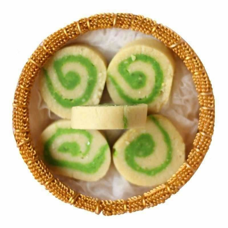 Pulla Reddy Kaju Pista Roll - Safuron