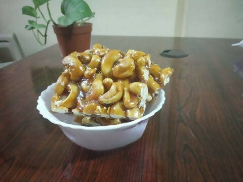 Godavari Vantillu Kaju Chikki / Cashew Chikki / Bellam Jeedipappu Achu Godavari Vantillu